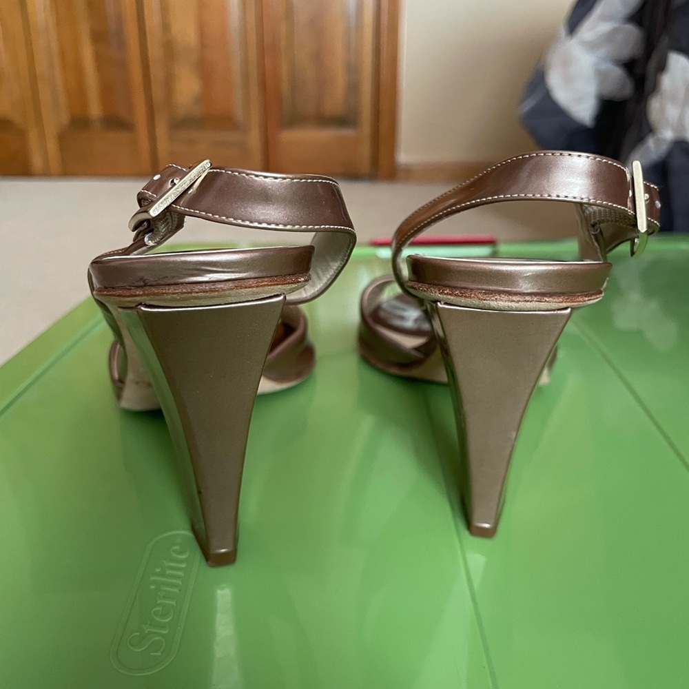 Jimmy Choo Champagne Heels - Picture 3 of 4